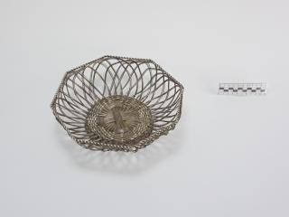 FRUIT BASKET