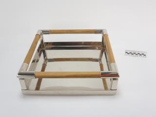 TRAY