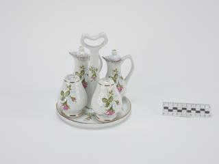 SALT PEPPER CONDIMENT SET