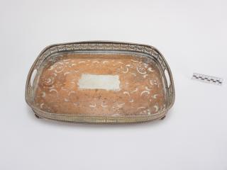 TRAY
