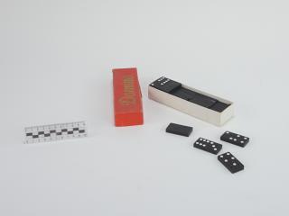 DOMINO