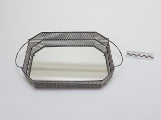 TRAY