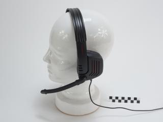 HEADPHONES WITH MICROPHONE