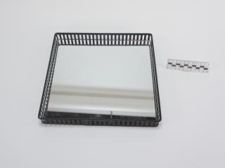 TRAY