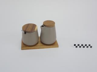 SUGAR BOWL AND CREAMER SET