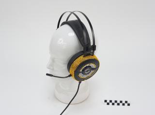 HEADPHONES