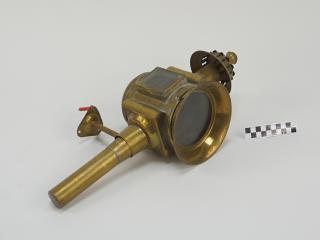 LAMPA POWOZOWA