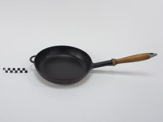 FRYING PAN
