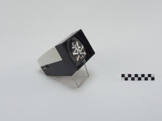RZUTNIK PROJEKTOR