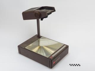 PROJEKTOR RZUTNIK