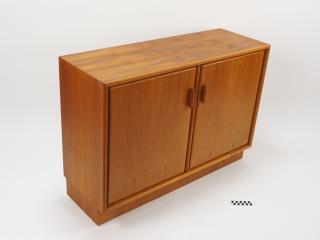 CABINET CHEST