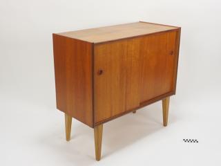 CABINET CHEST