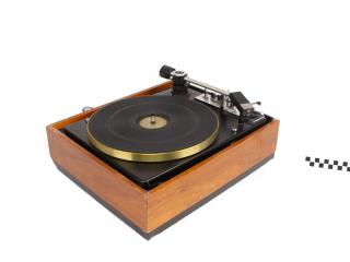 GRAMOPHONE