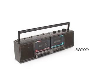 BOOMBOX RADIO