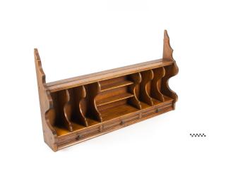 HANGING KITCHEN CABINET