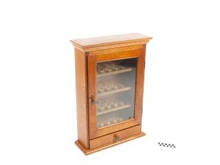 PIPE CABINET