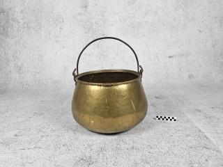 COPPER POT