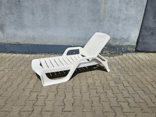 SUN LOUNGER