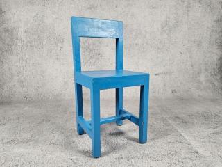 CHILDREN'S CHAIR