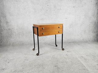 CABINET ON WHEELS