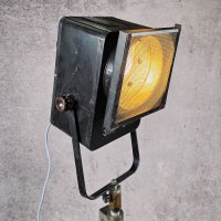 LAMPA FILMOWA