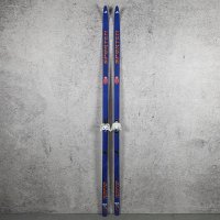 SKIS