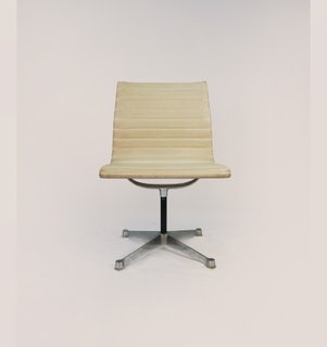 FOTEL HERMAN MILLER