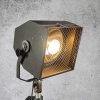 LAMPA FILMOWA
