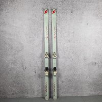 SKIS