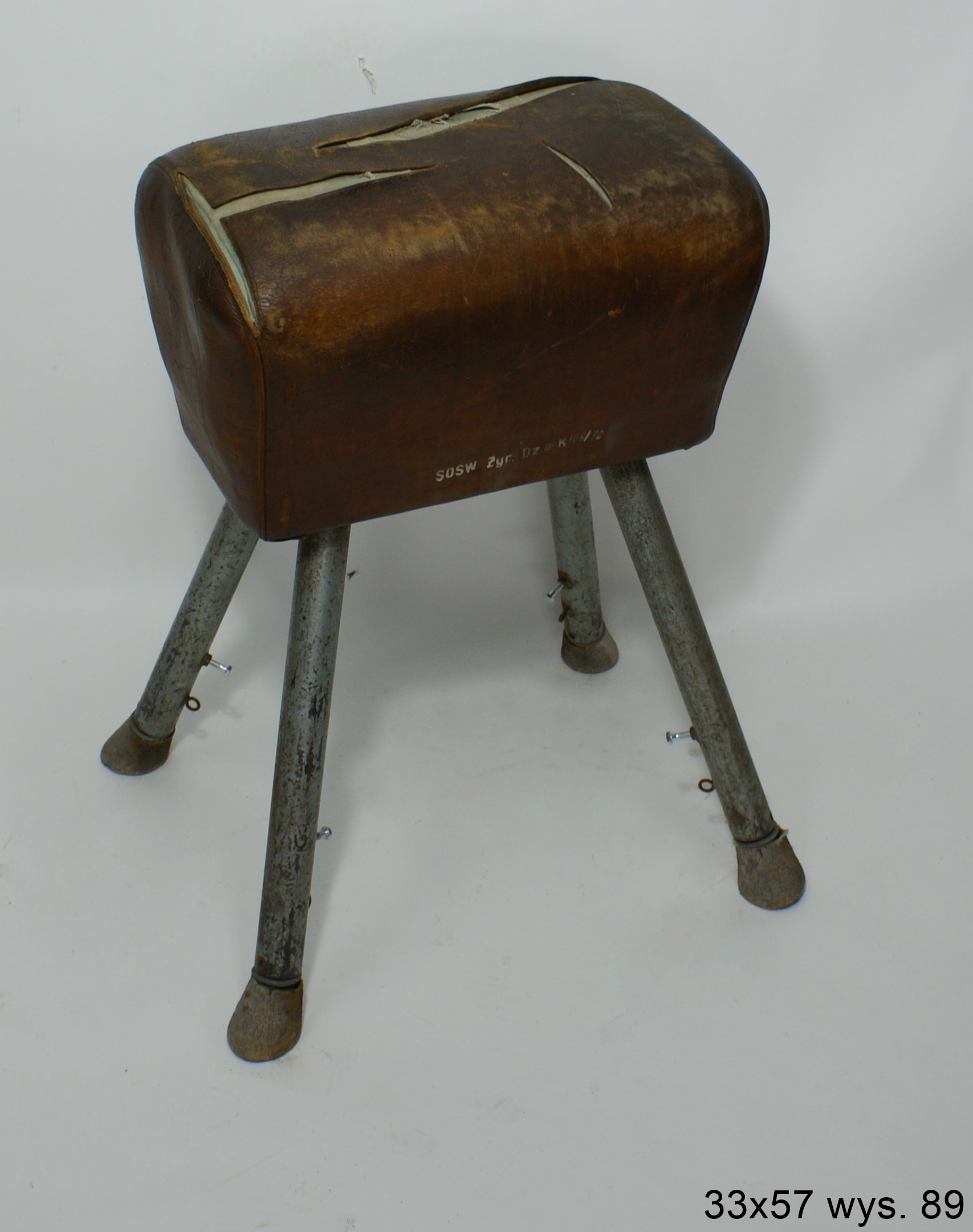 KOZIOŁ GIMNASTYCZNY