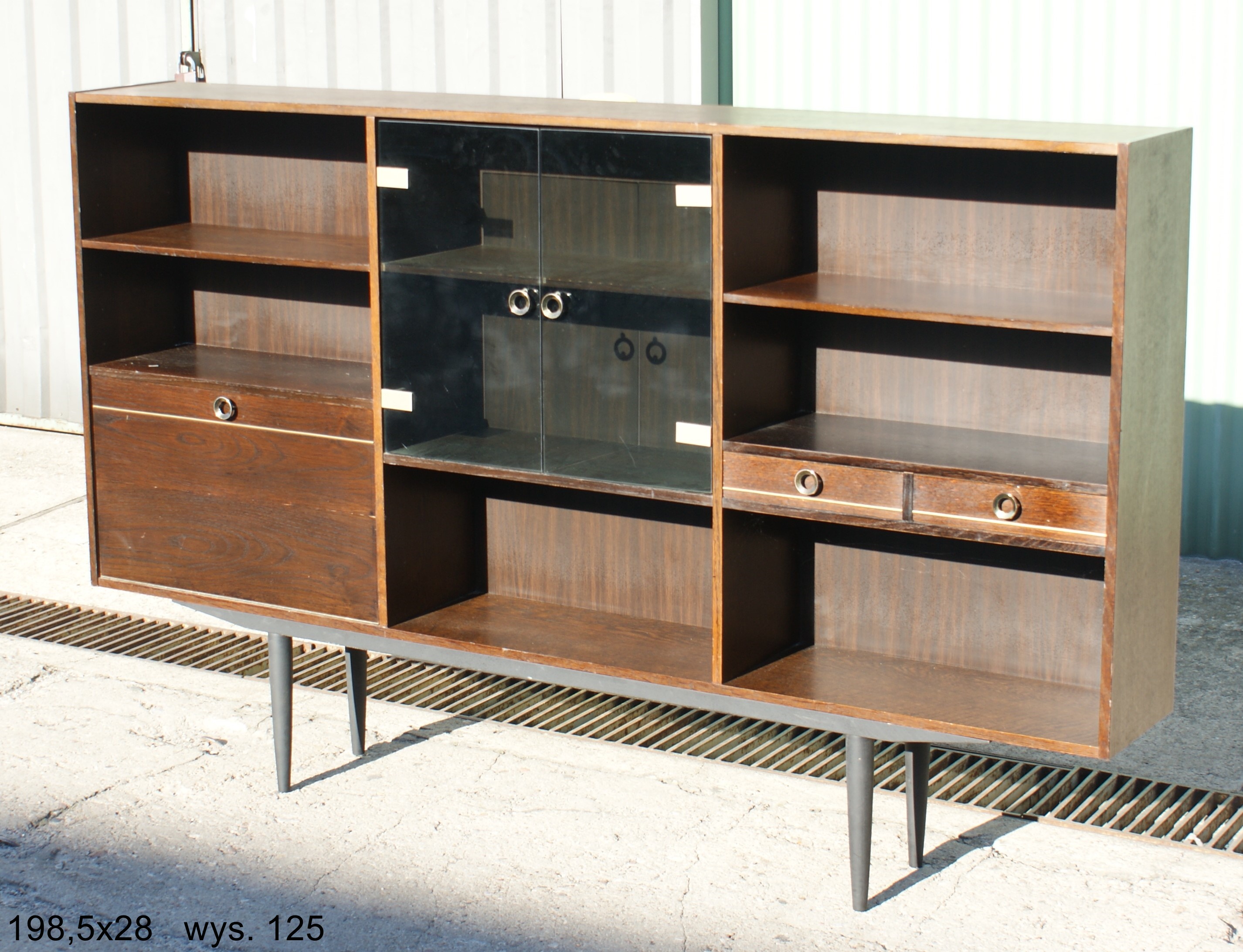 REGAŁ, DANIA LATA 70-TE