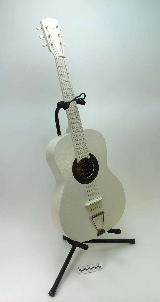 GITARA AKUSTYCZNA