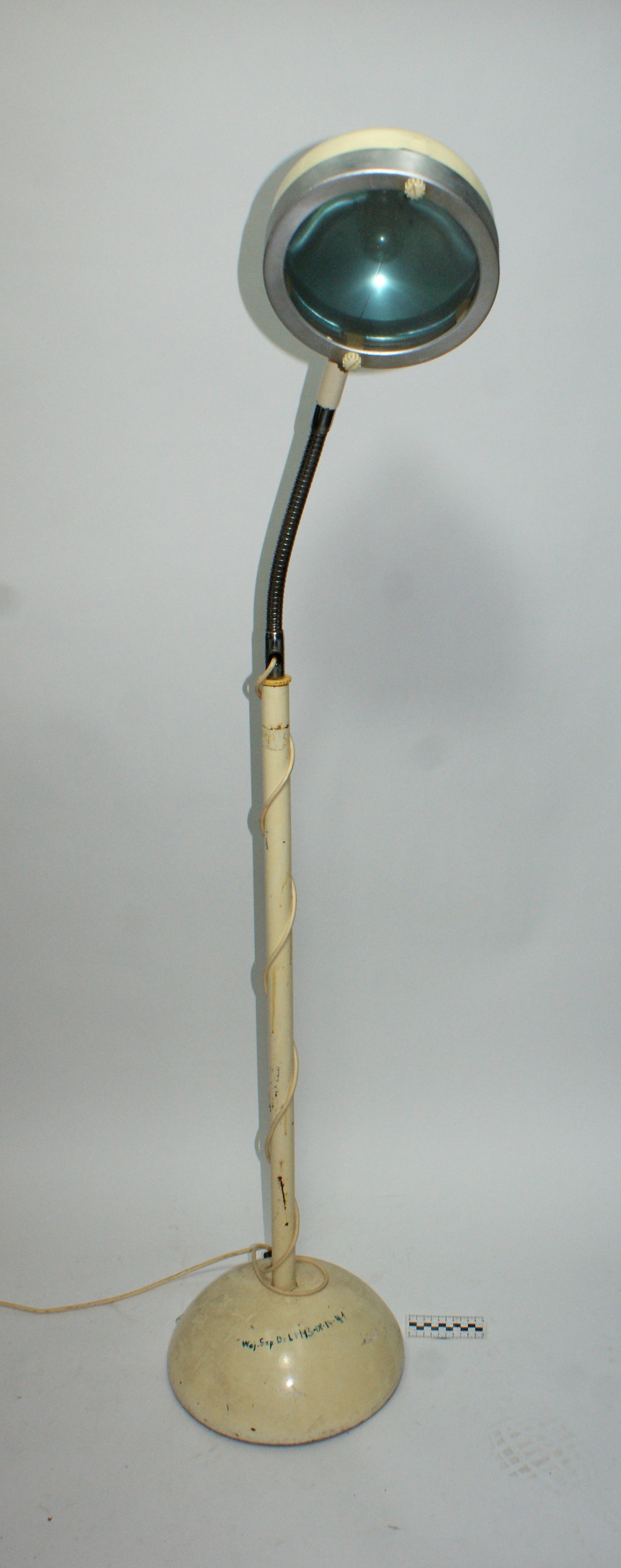 LAMPA MEDYCZNA PODŁOGOWA