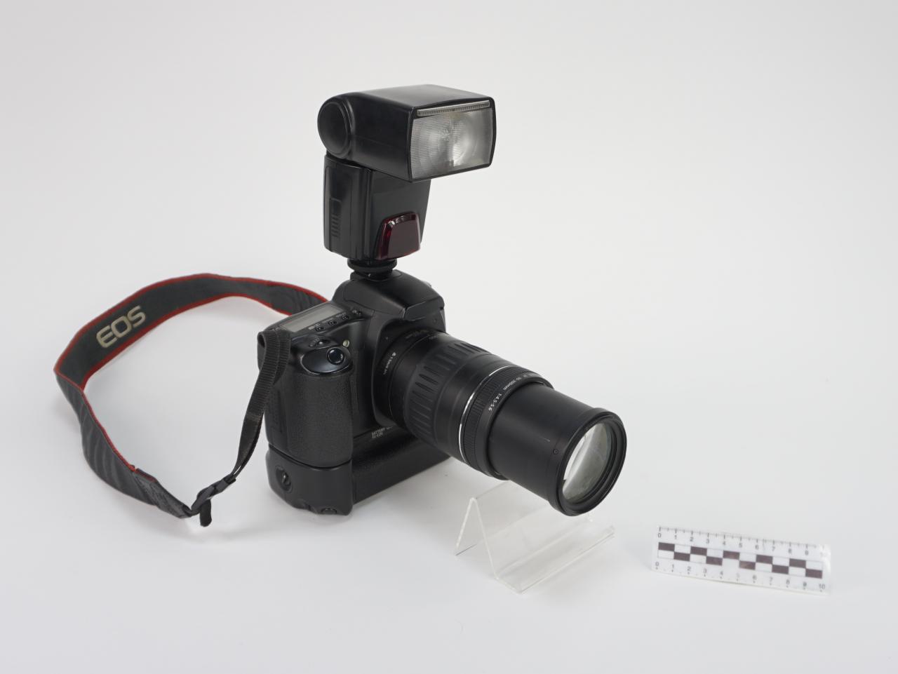 APARAT FOTOGRAFICZNY CYFROWY KOMPLET NR.13