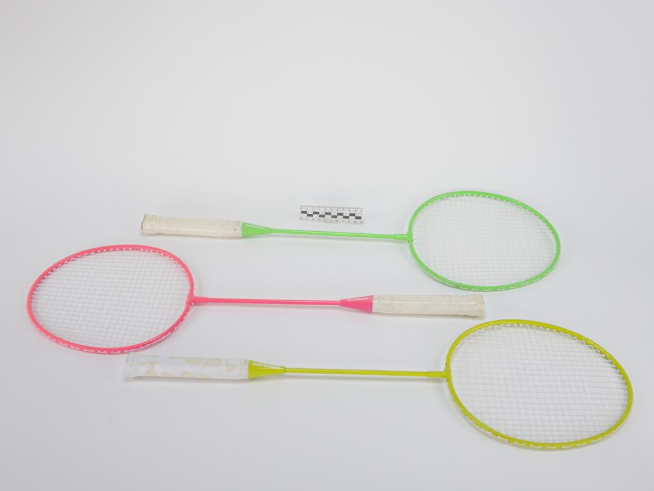 RAKIETA DO BADMINTONA
