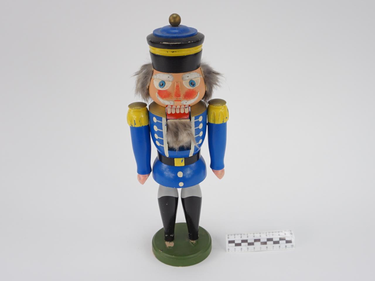 DZIADEK DO ORZECHÓW