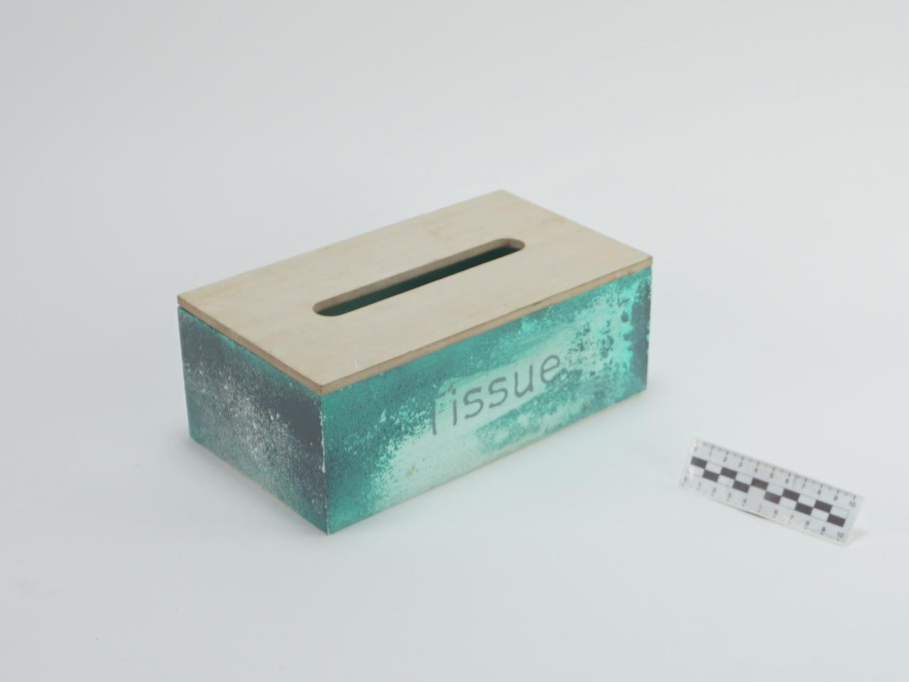 PUDEŁKO NA CHUSTECZKI