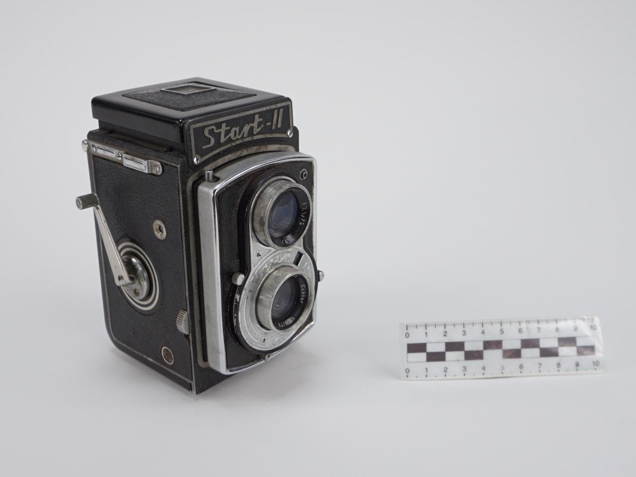 APARAT FOTOGRAFICZNY ANALOGOWY