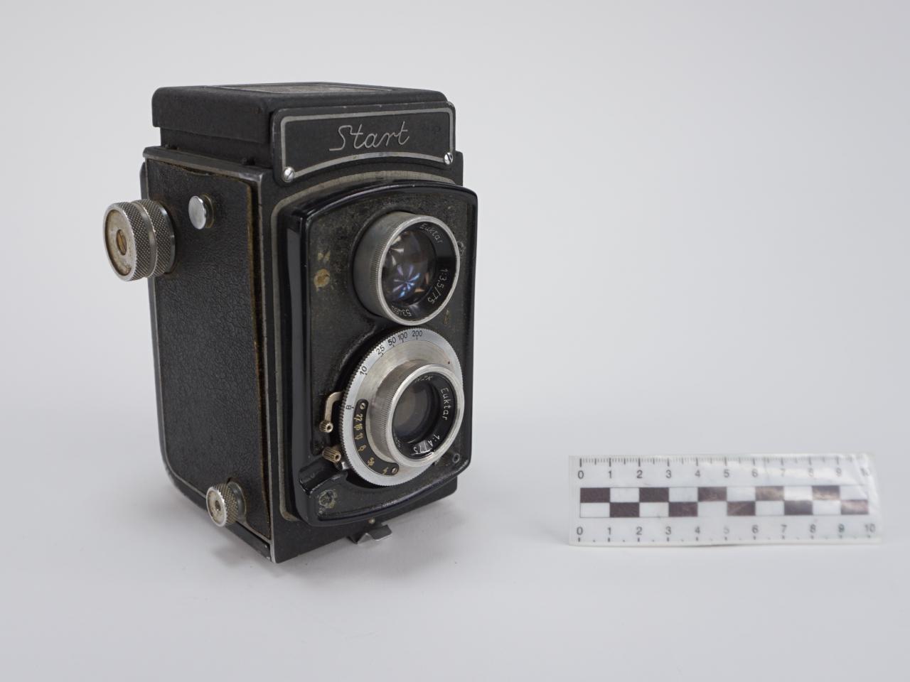 APARAT FOTOGRAFICZNY ANALOGOWY