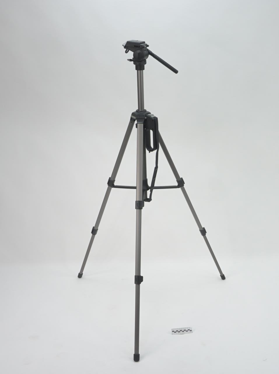 STATYW FOTOGRAFICZNY