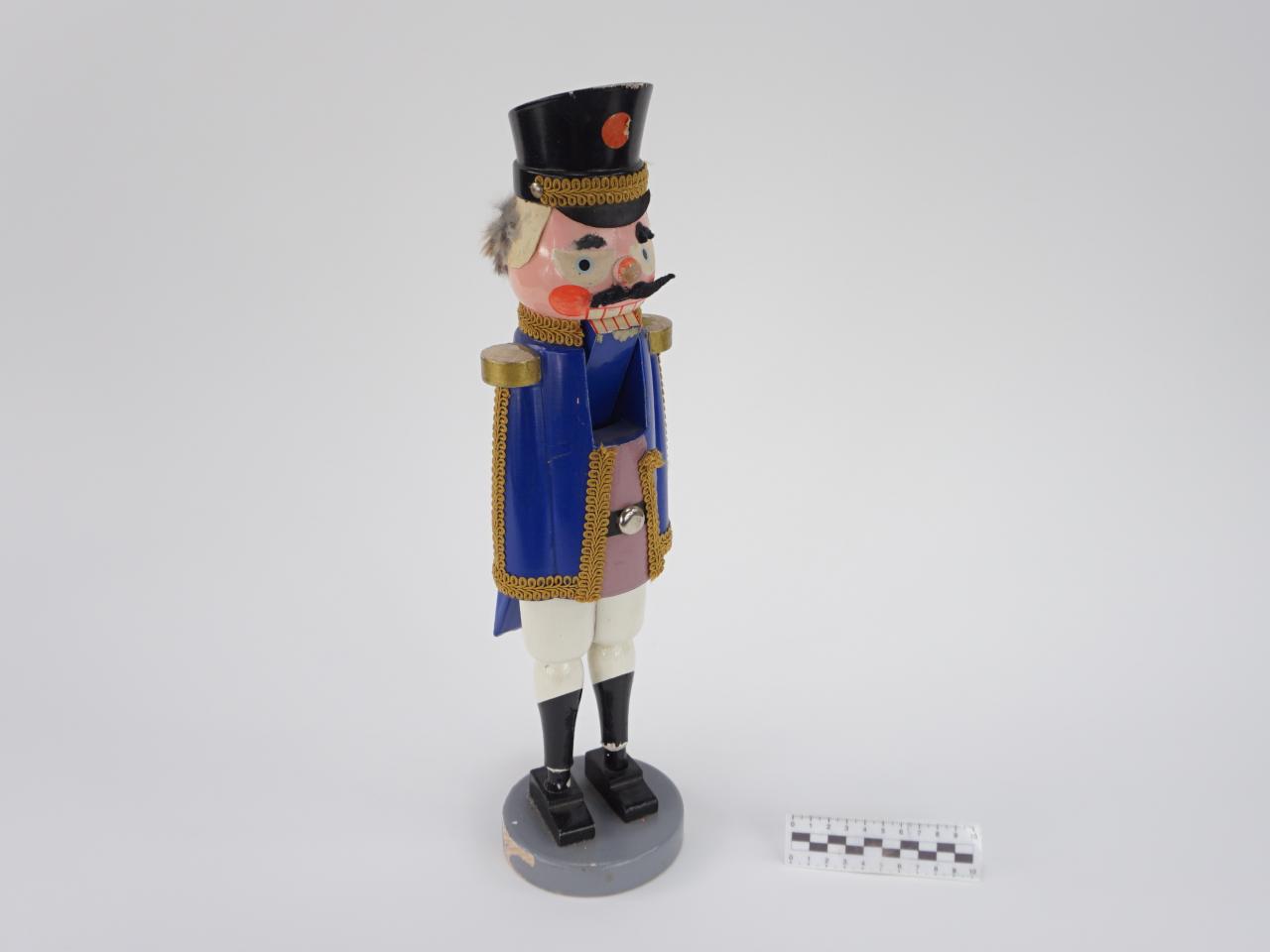 DZIADEK DO ORZECHÓW