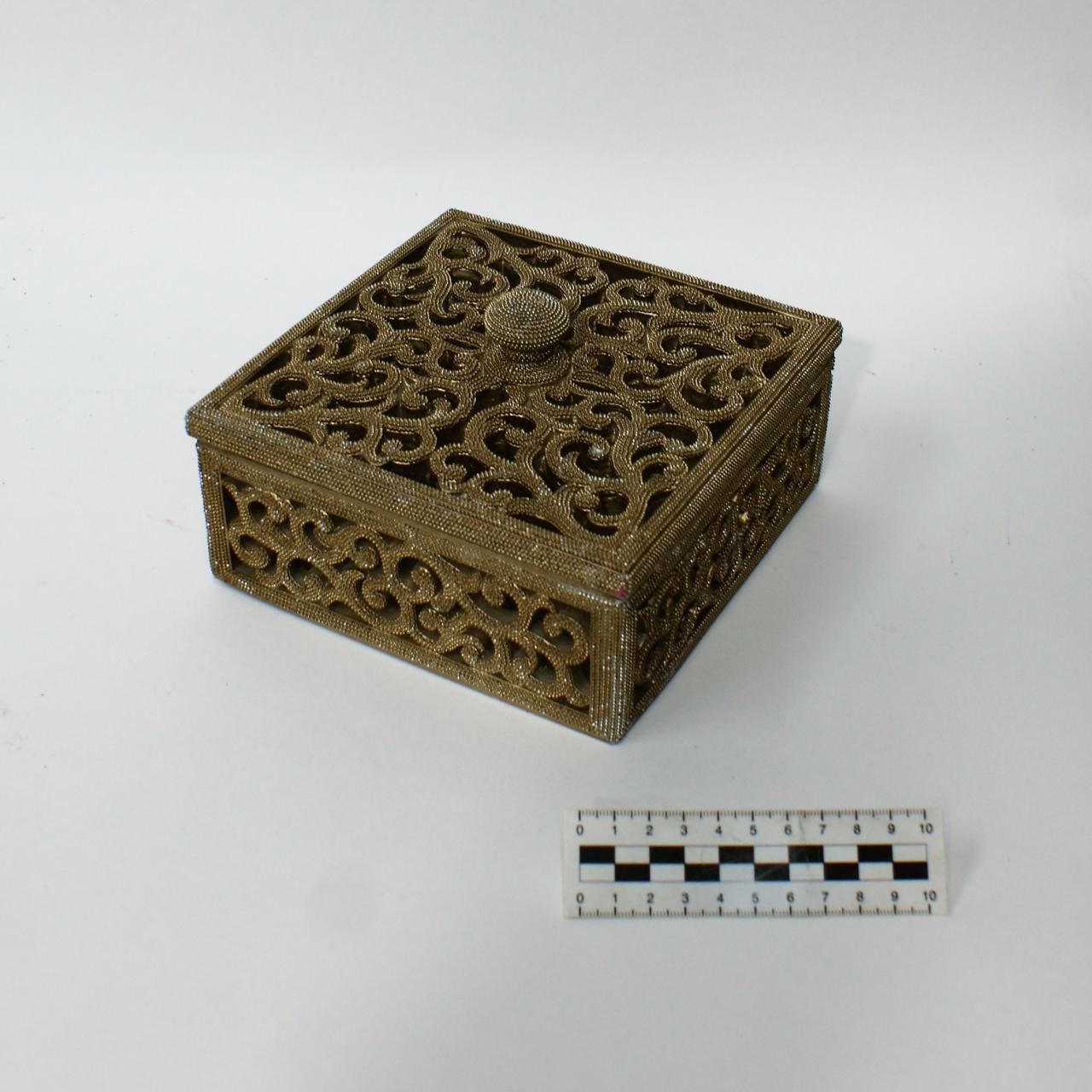 PUDEŁKO SKRZYNECZKA SZKATUŁKA