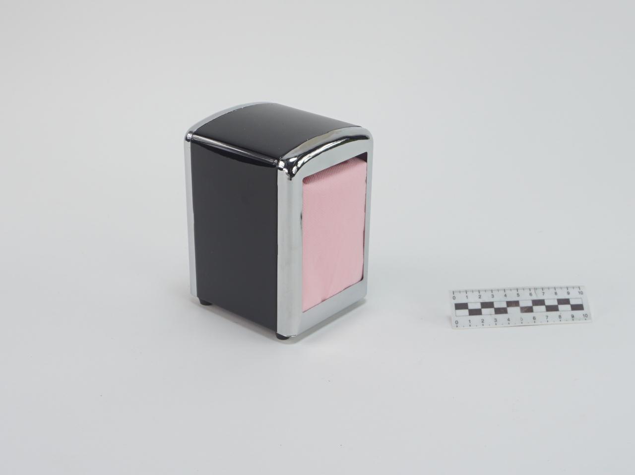 PUDEŁKO NA CHUSTECZKI