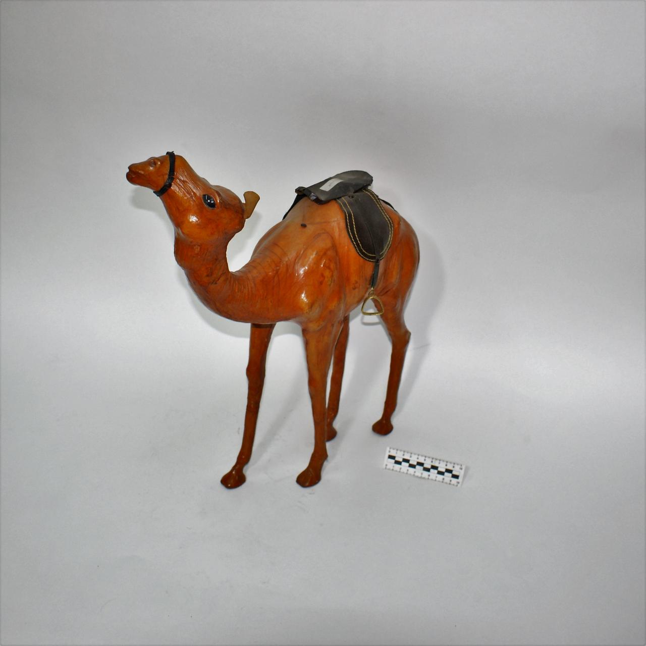 FIGURKA OZDOBNA DEKORACYJNA