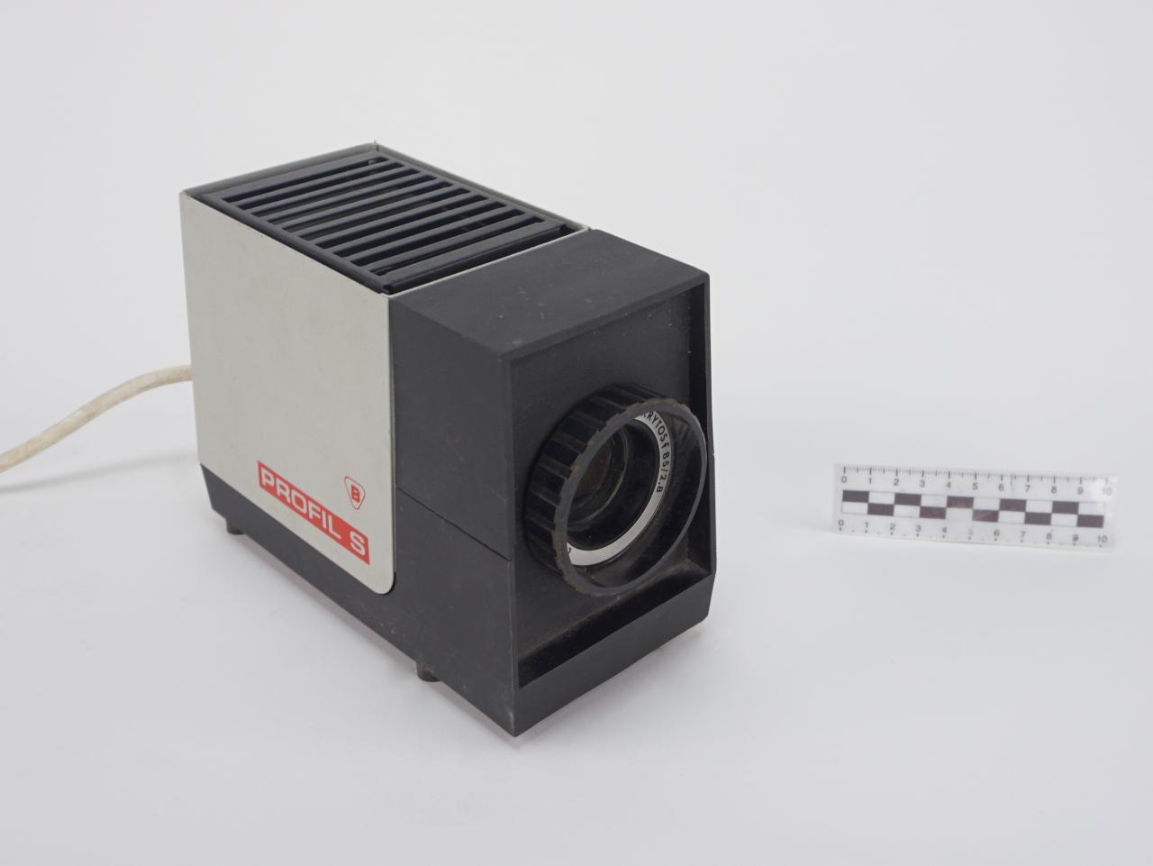 RZUTNIK DO SLAJDÓW PROJEKTOR