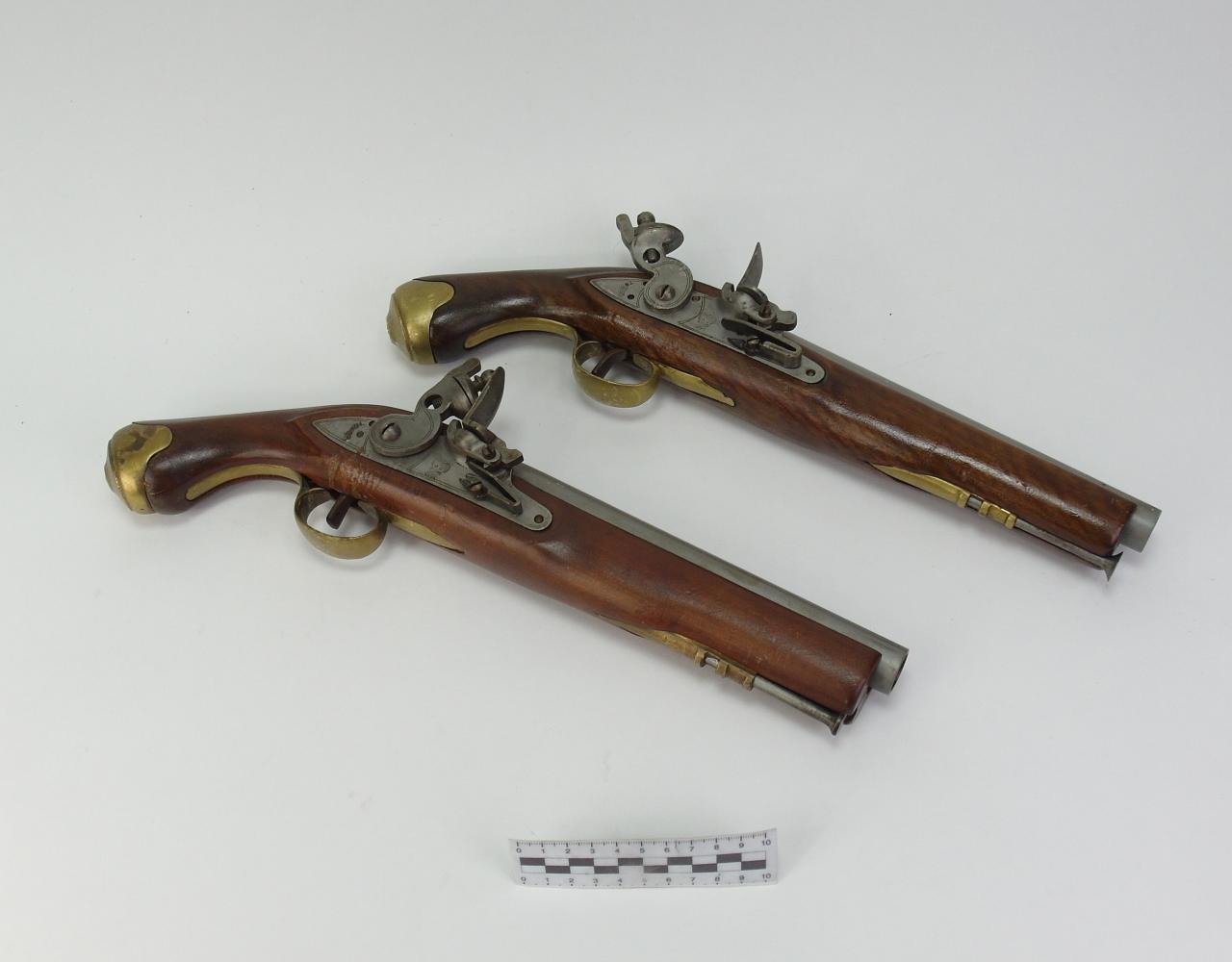 PISTOLET SKAŁKOWY