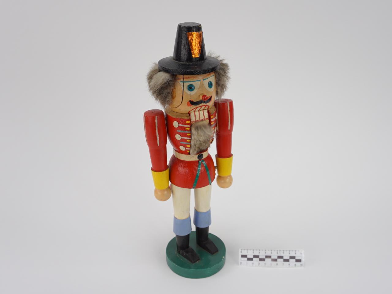 DZIADEK DO ORZECHÓW