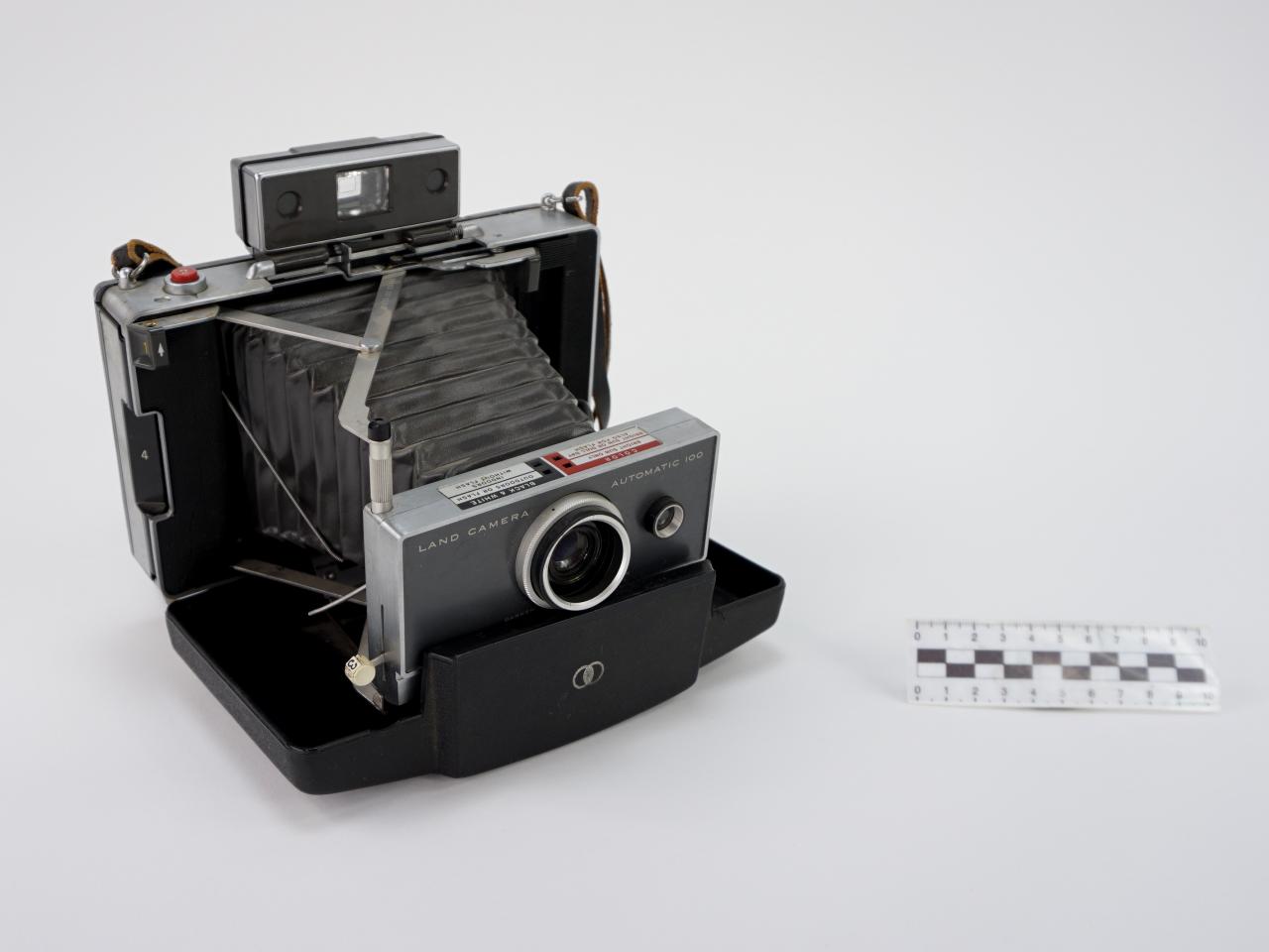 APARAT FOTOGRAFICZNY POLAROID