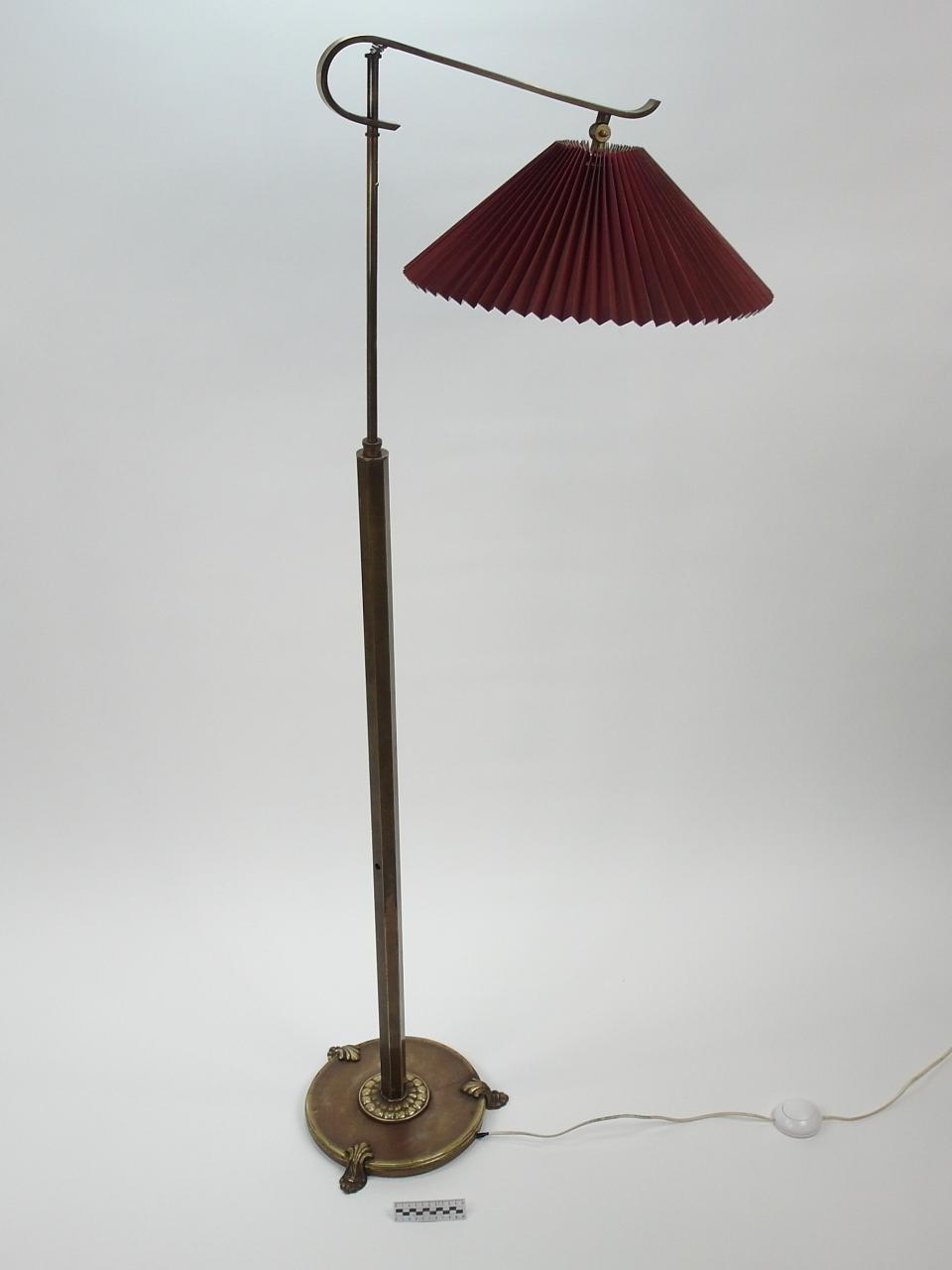 LAMPA PODŁOGOWA