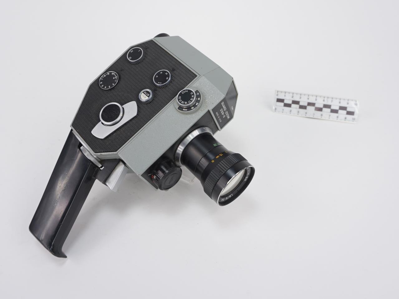 KAMERA ANALOGOWA RĘCZNA QUARZ-ZOOM DS8-3